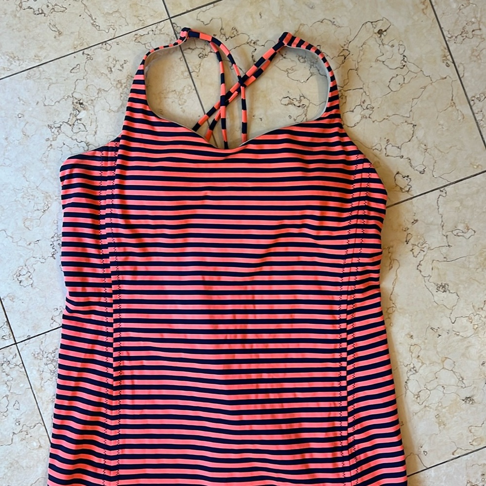 Lululemon tank sz 8-10